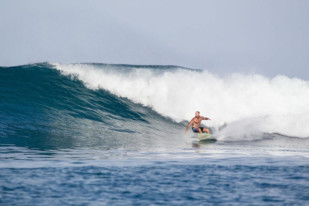 bat-cave-surf-spot