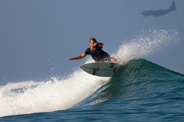 surfing-in-bali